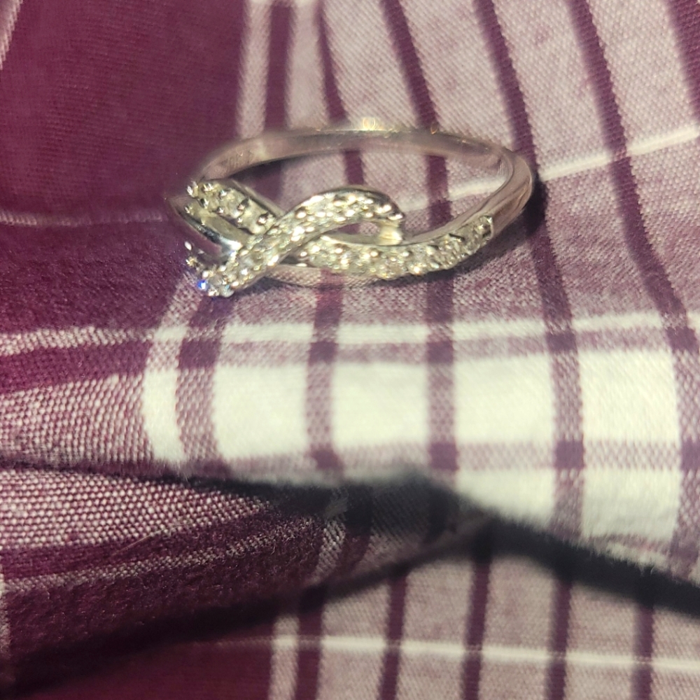 White gold and diamond Infinity ring